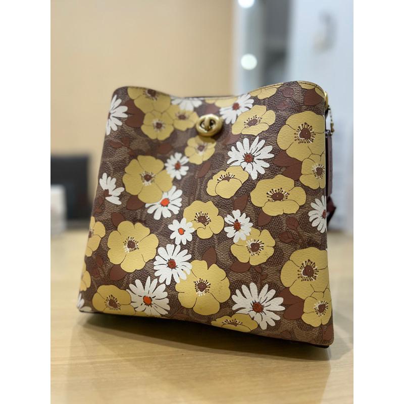 Coach Willow Signature Floral Print Tan Rush Authentic