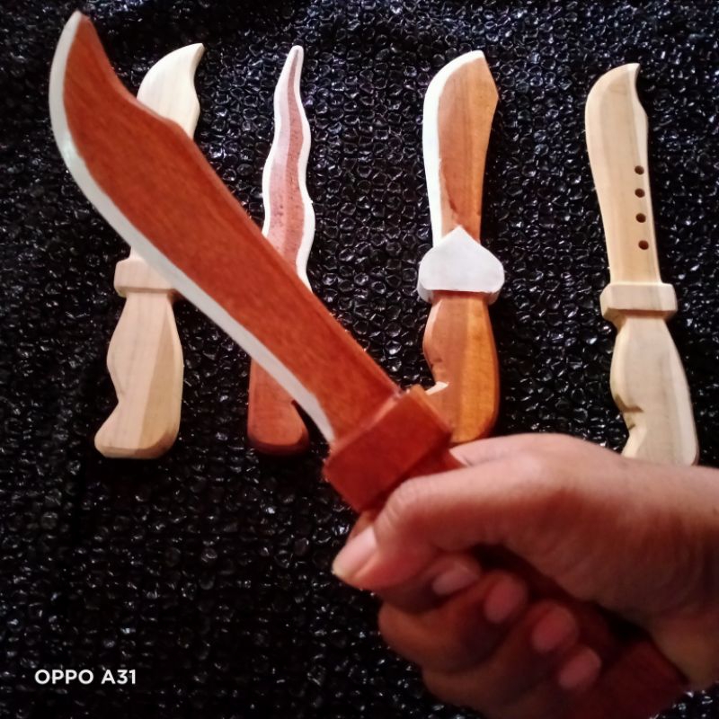Pisau Belati Kayu Alat Peraga Latihan Beladiri - Belati Miniatur Pentas Seni