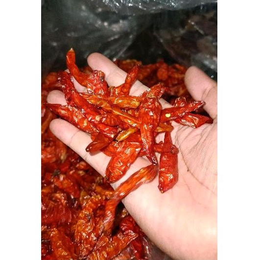 

CABE RAWIT KERING / KASAR (FLAKE) 500 GR, 1 KG