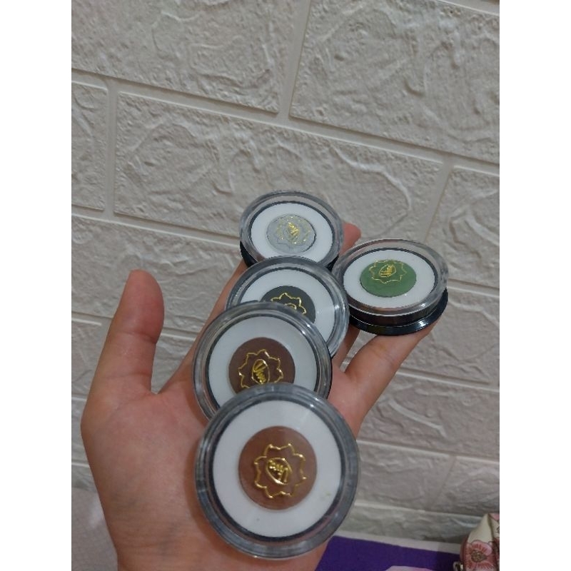 VIVA EYESHADOW CREAM
