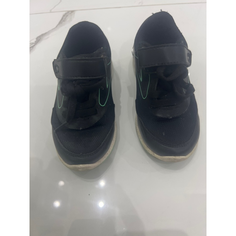 preloved sepatu anak sekolah homyped