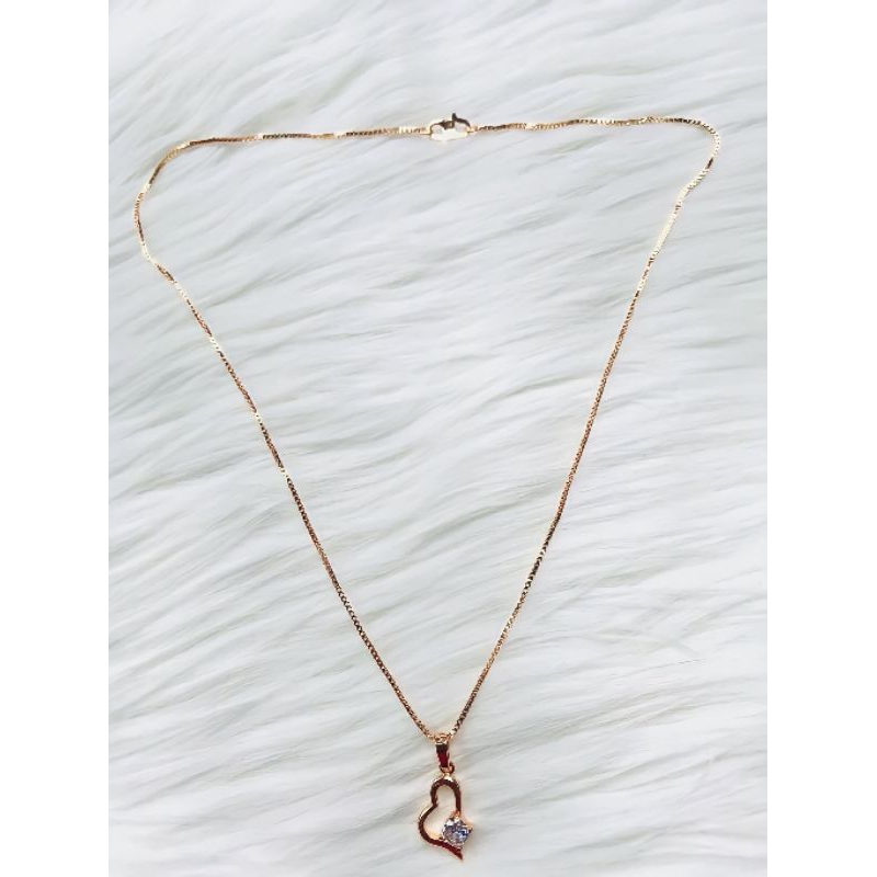 kalung xuping dengan liontin love permata