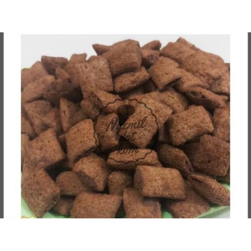 

snack pillows isi coklat/kue bantal isi coklat