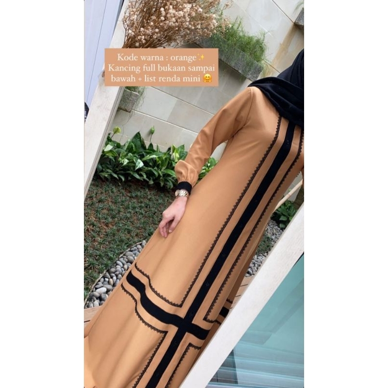 Preloved kaleela abaya colours