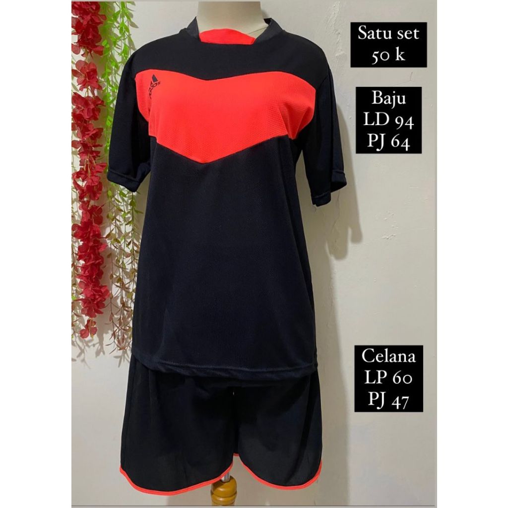PRELOVED BAJU OLAHRAGA WANITA /THRIFT BAJU OLAHRAGA WANITA