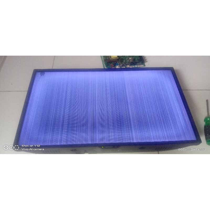 mb tv sharp Lc24LE170i