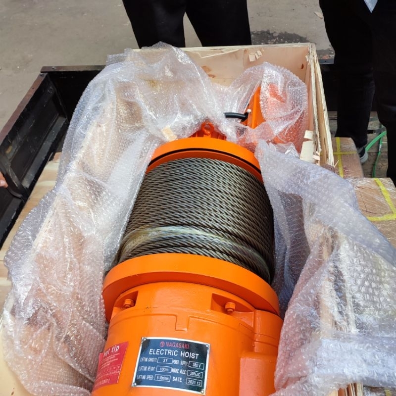 ELECTRIC WINCH 2 TON X 100 METER 3PHASE