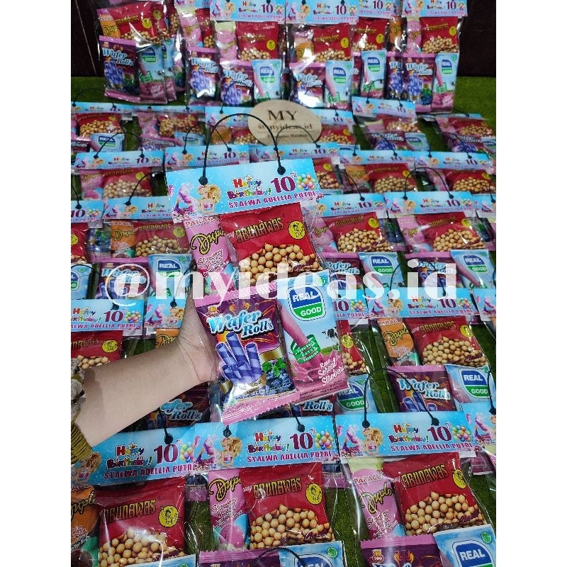 

Bingkisan snack ultah (custom)