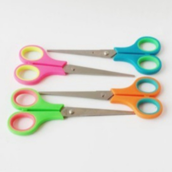 

GUNTING I SCISSORS WARNA M2000 SEDANG SM-C160