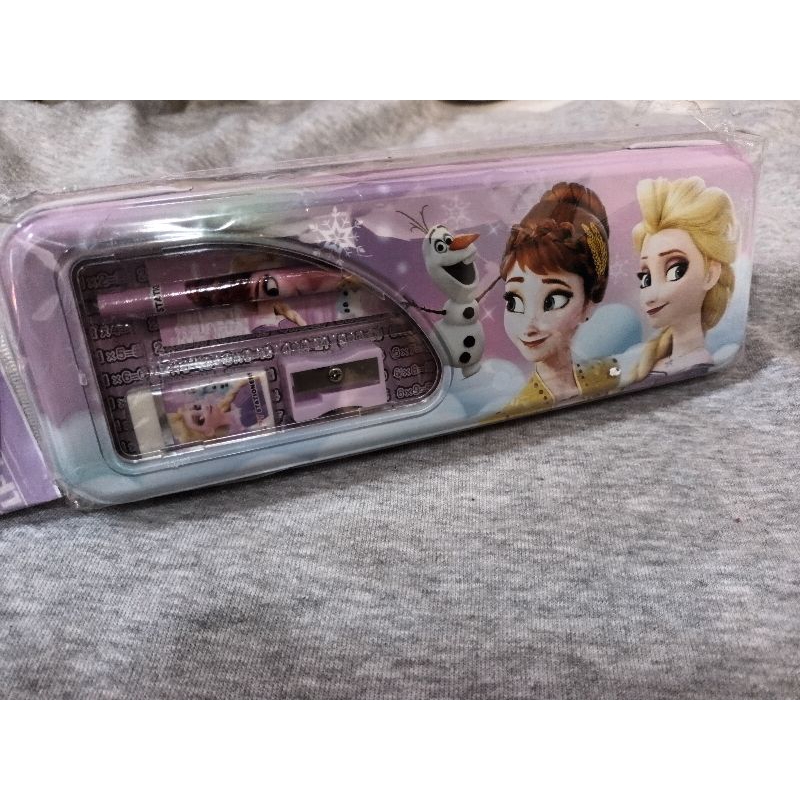 

kotak pensil lengkap gambar karakter frozen
