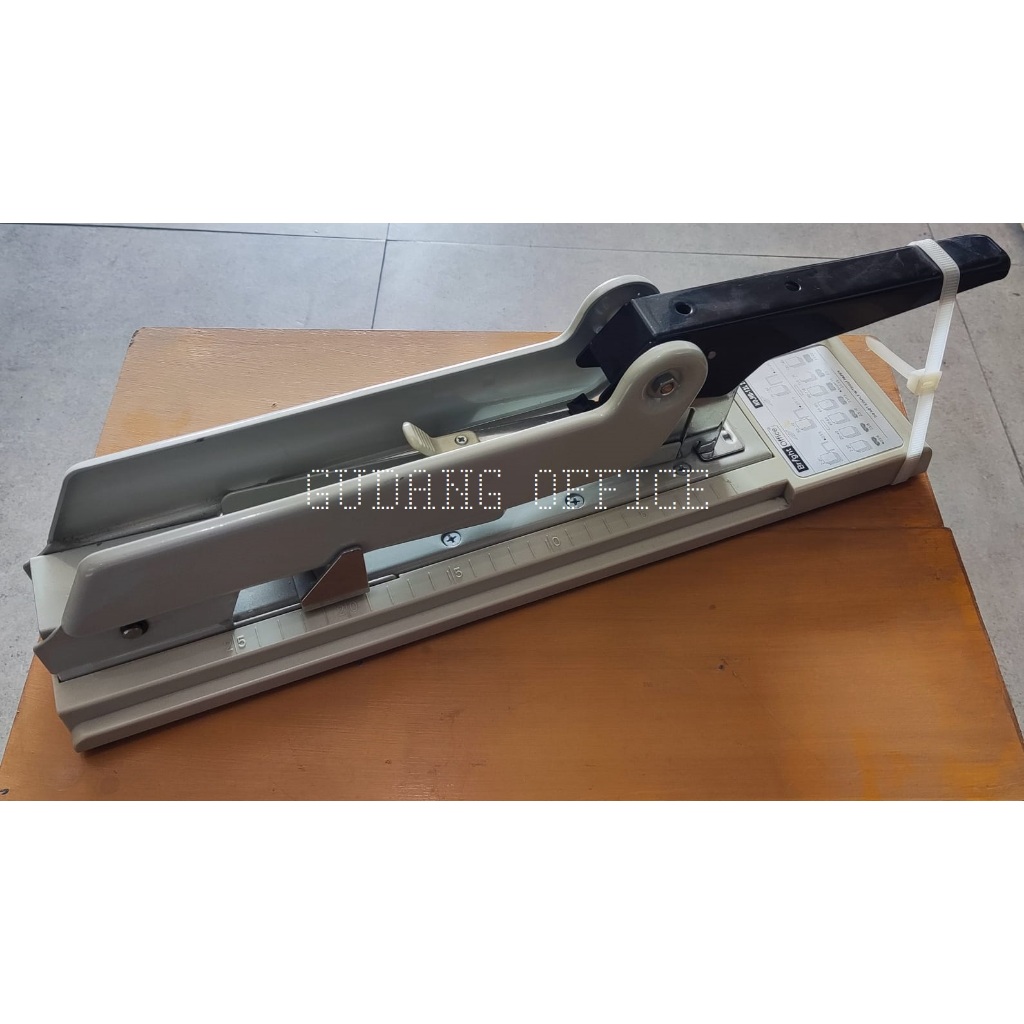 

HEAVY DUTY STAPLER / STAPLER NO. 12L-24