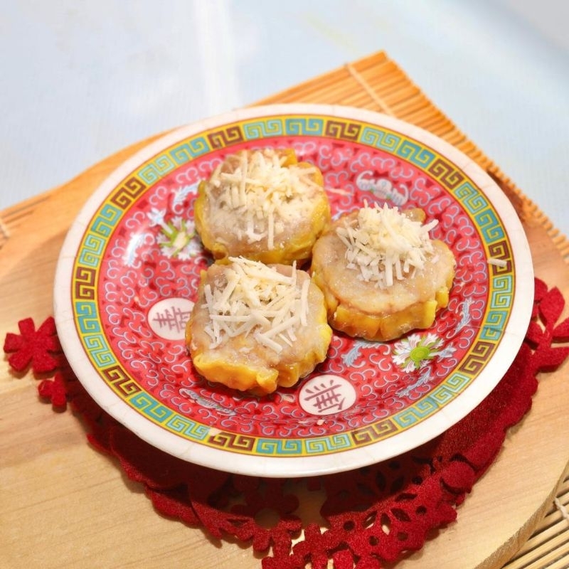 

Dimsum Premium SIOMAY KEJU ( ISI 30 pcs ) !!! RP 2.500/ PCS !!! Halal Supplier