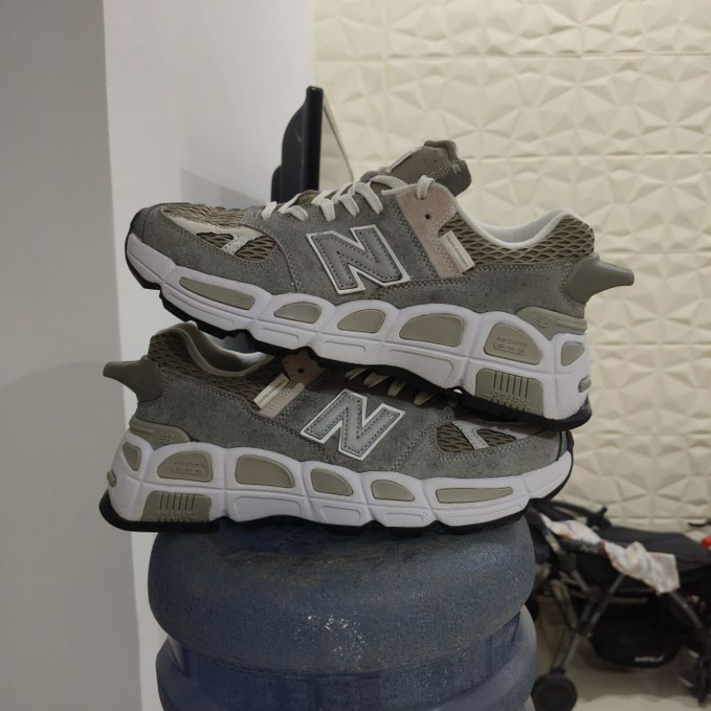 Sepatu Sneakers New Balance NB 574 YURT Size 44 Insole 28 cm