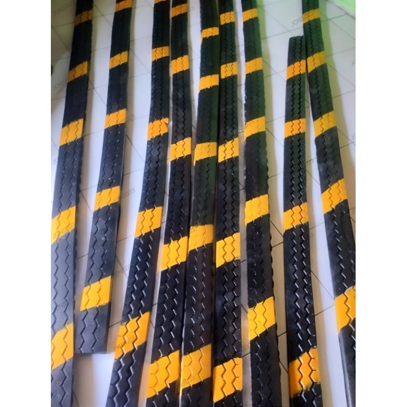 SPEED BUMP POLISI TIDUR 3METER KARET BAN PREMIUM