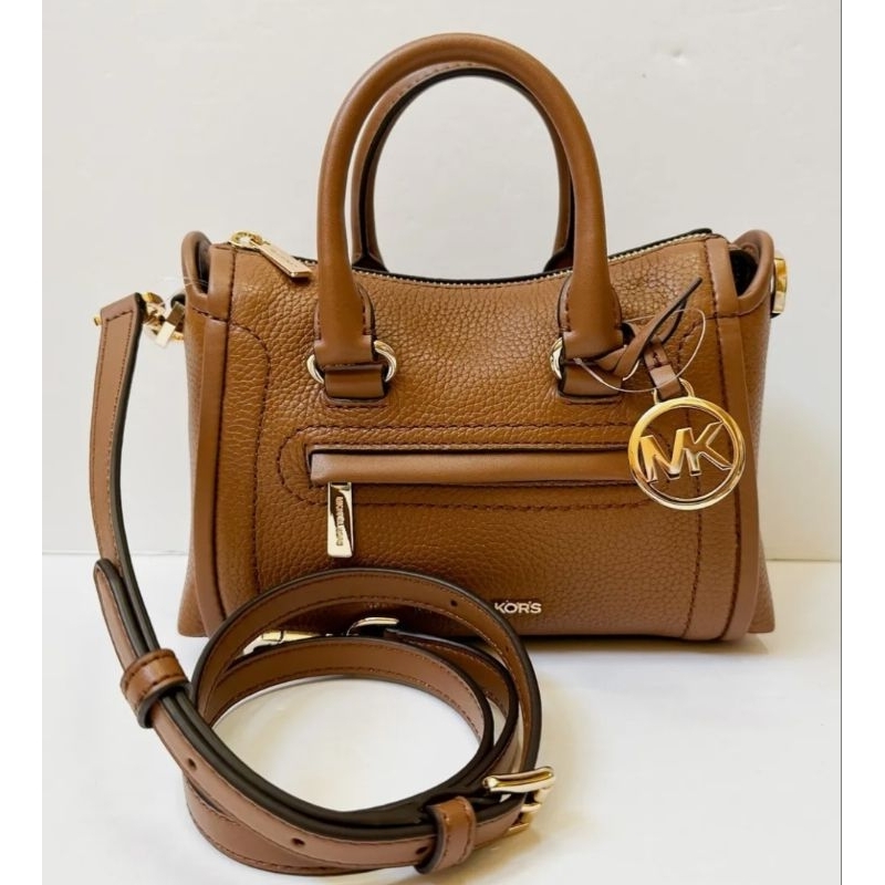 MK Carine extra small brown