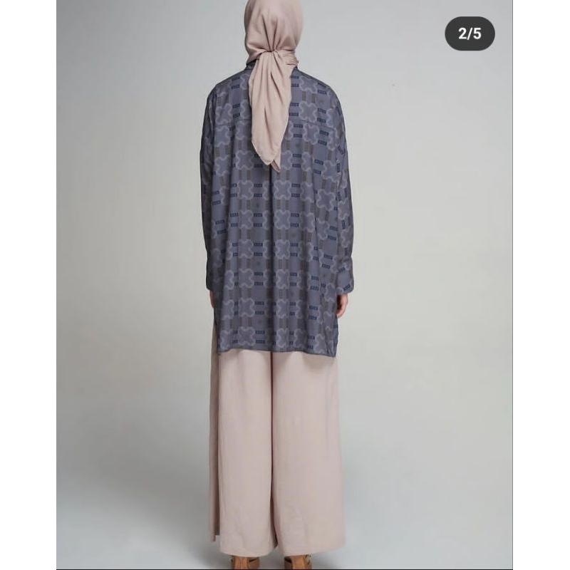 (preloved) Ria Miranda Penza Top dan Parven Top