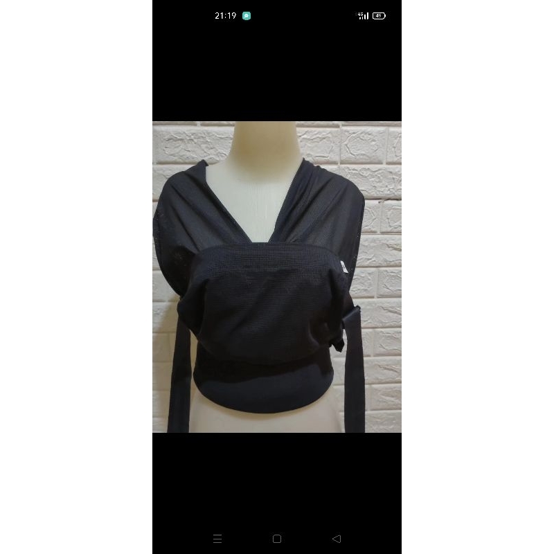 gendongan baby wrap adjustable pognae step 1