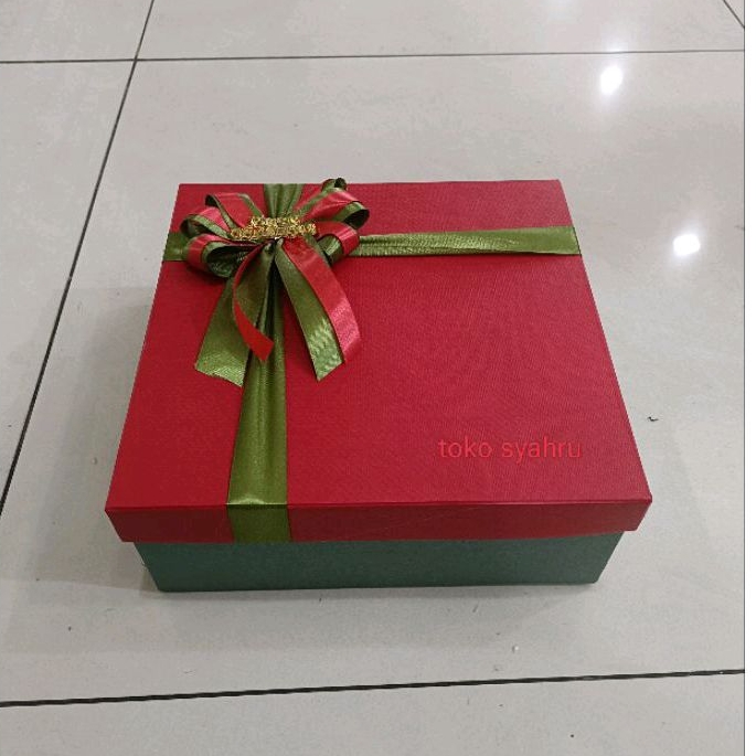 

bok natal /kotak hampers natal/22x22x8/kotak kue kering