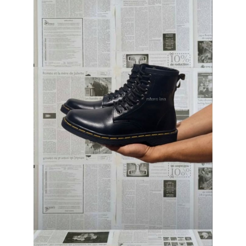 Free Box.Sepatu high boots dokmar Tinggi Pria/Wanita Klasik 8 Hole.Sepatu Boots Tinggi Dockmart.Sepa