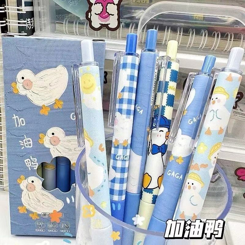 

[randomstuff] Pena Cair Motif Bebek Gaga Biru Putih Lucu Unik Berkualitas Gelpen Pencet Anti Macet Stationary Kit Korean Style Pulpen Angsa Cute