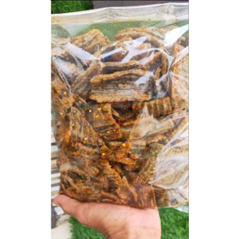 

kerupuk jengkol pedas daun jeruk / kerupuk jengkol viral pedas nampol / kerupuk jengkol daun jeruk berat 250 gram