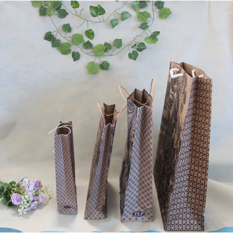 

TAS KADO PAPER BAG MOTIF UNTUK TAS SOUVENIR, SNACK, ULANG TAHUN, ARISAN - BARANG LANGSUNG KIRIM