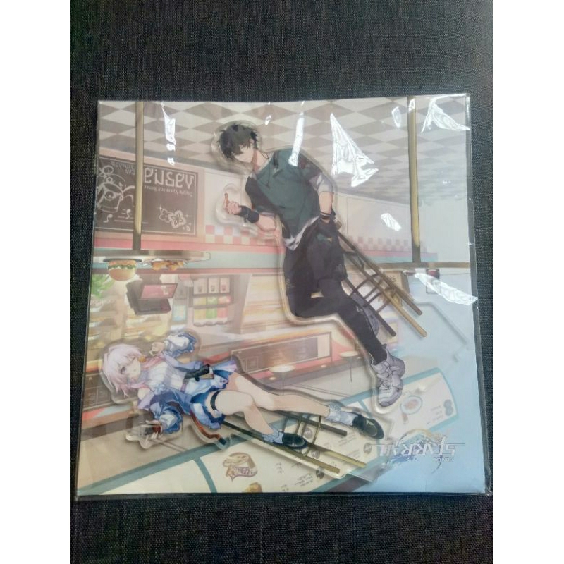 [LIMITED] STANDE AKRILIK COLLABORATION HSR X CONVIVIUM & MERCHANDISE