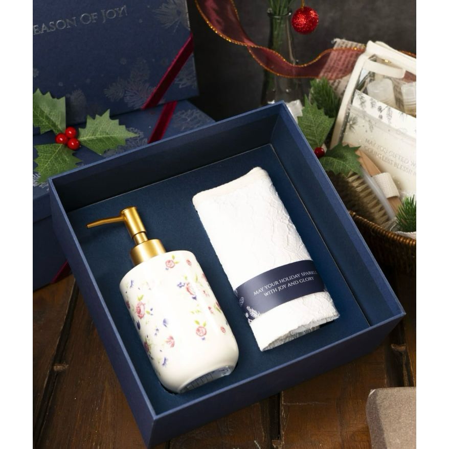 

paket natalSeason of joys “blessed package” hampers