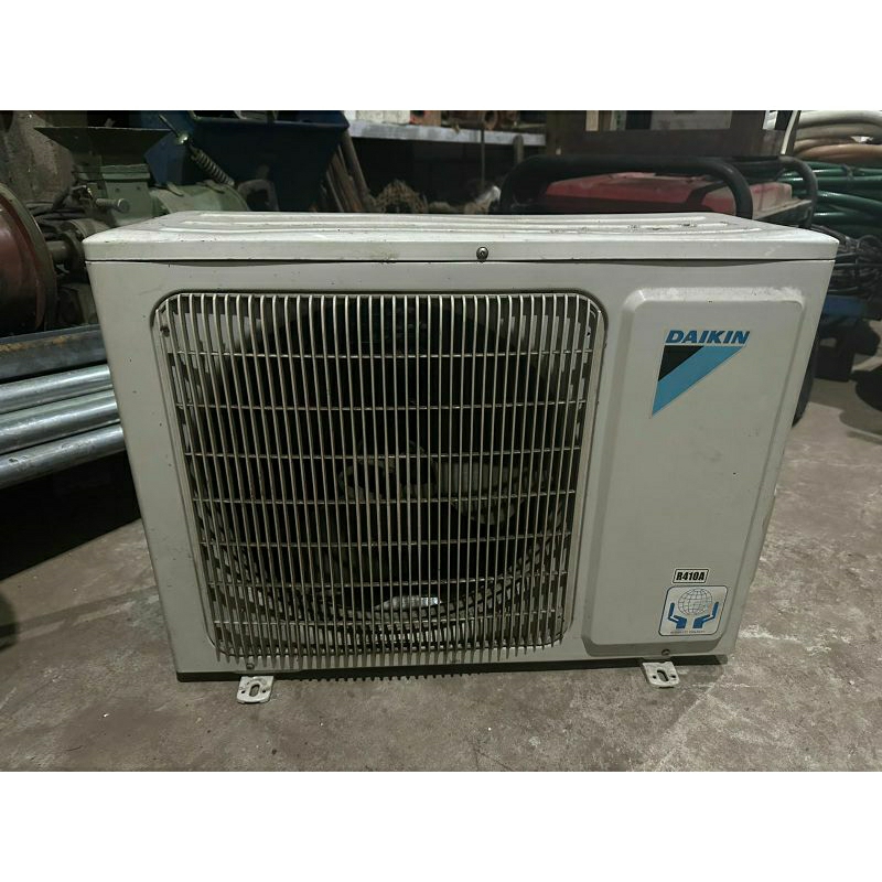 AC BEKAS MERK DAIKIN 3/4 PK