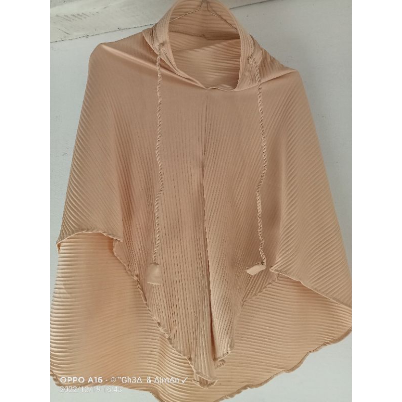 Hijab bergo plisket tali lilitan tambang