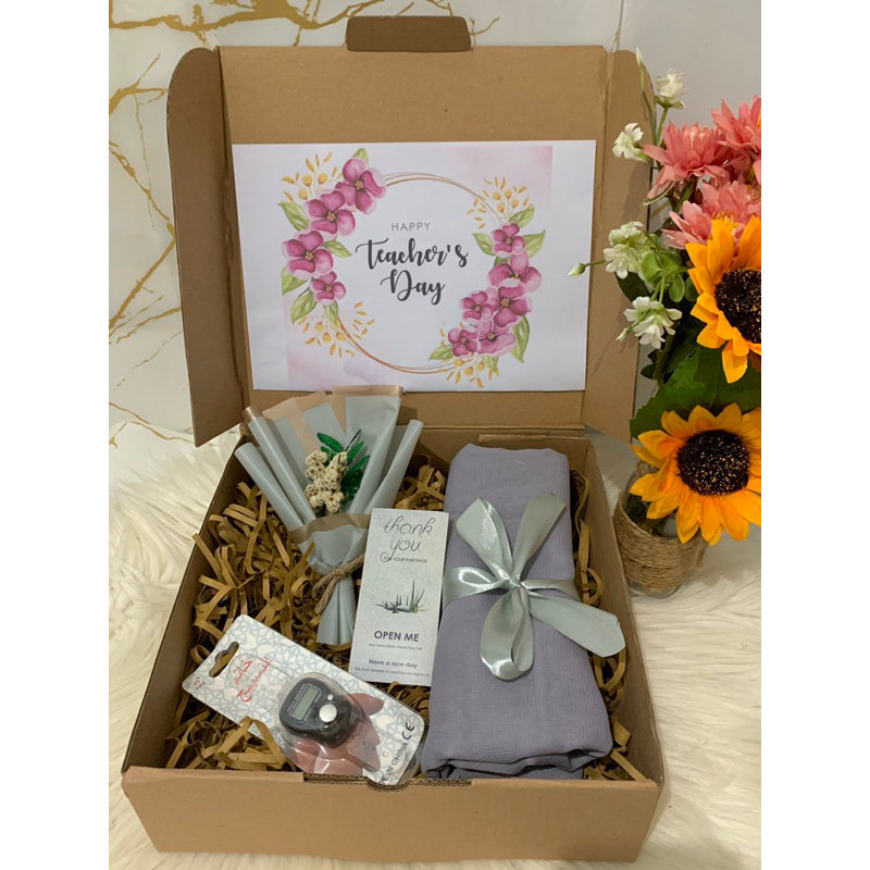 

spesial kado hari guru/kado guru/teachersday/hampersmurah/hampersmedan