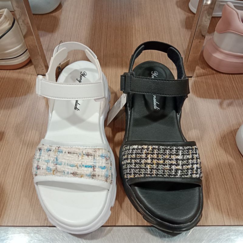 Sandal Wanita YONGKI KOMALADI ORI