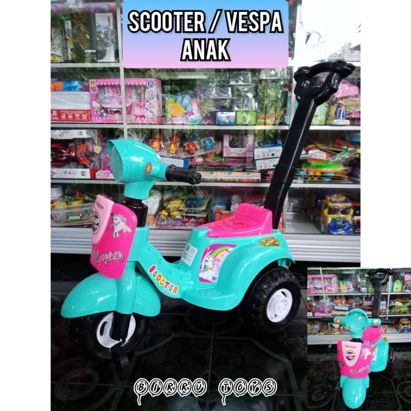 Mainan Skuter - Vespa Anak Bisa Digowes / Dorong - Sepeda Anak Motif Cowok Cewek