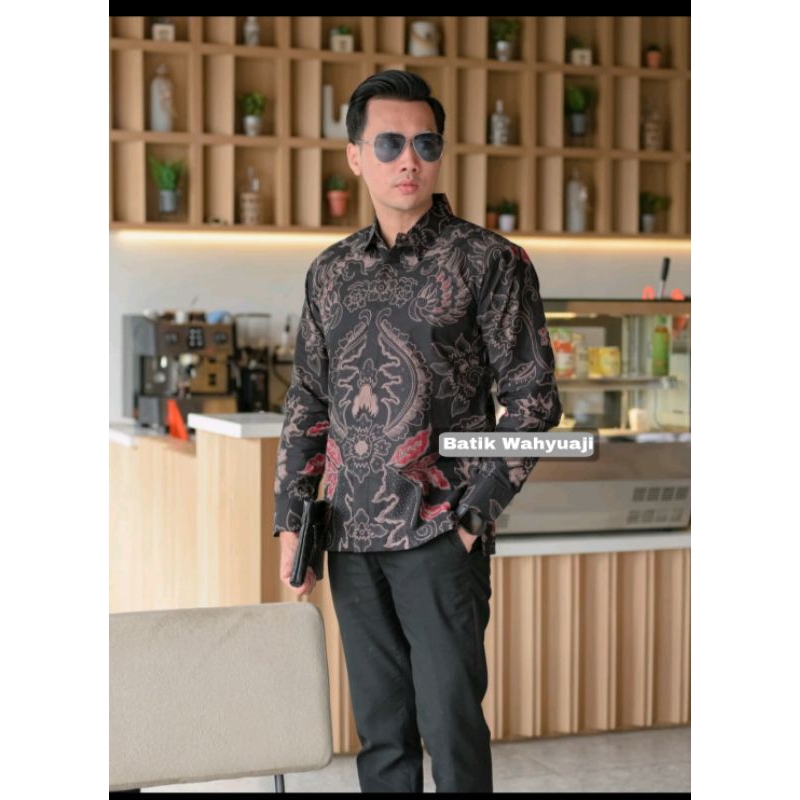 SEJIWO MERAH Batik premium pria lapis furing