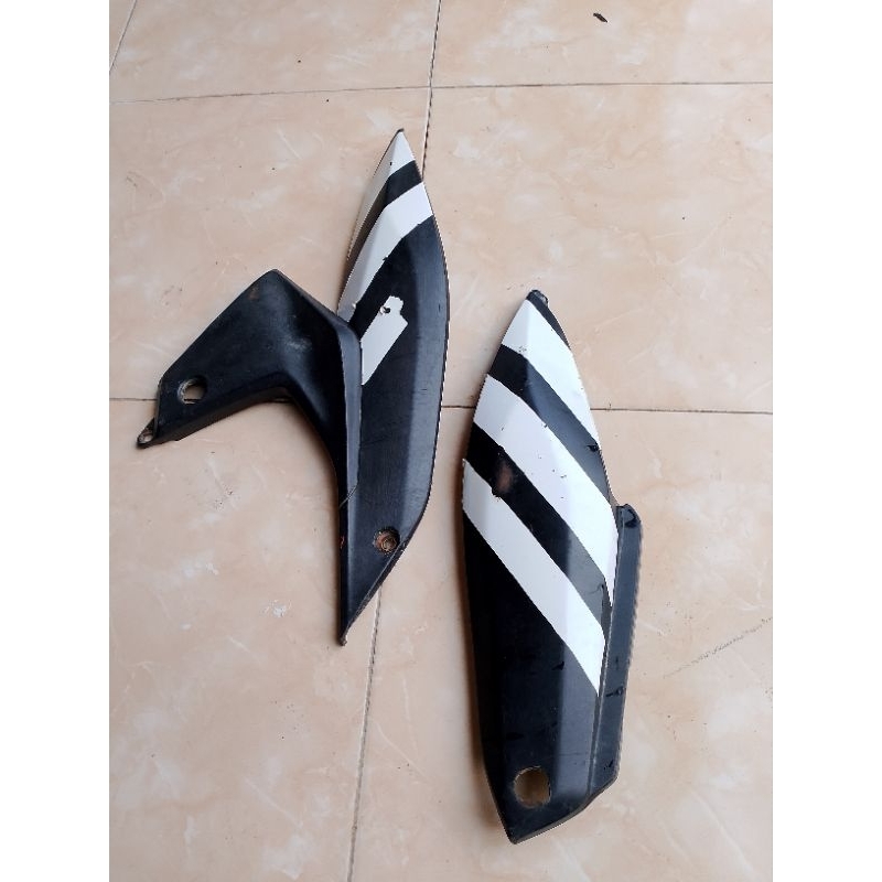 Sambungan bodi belakang Revo fit fi original