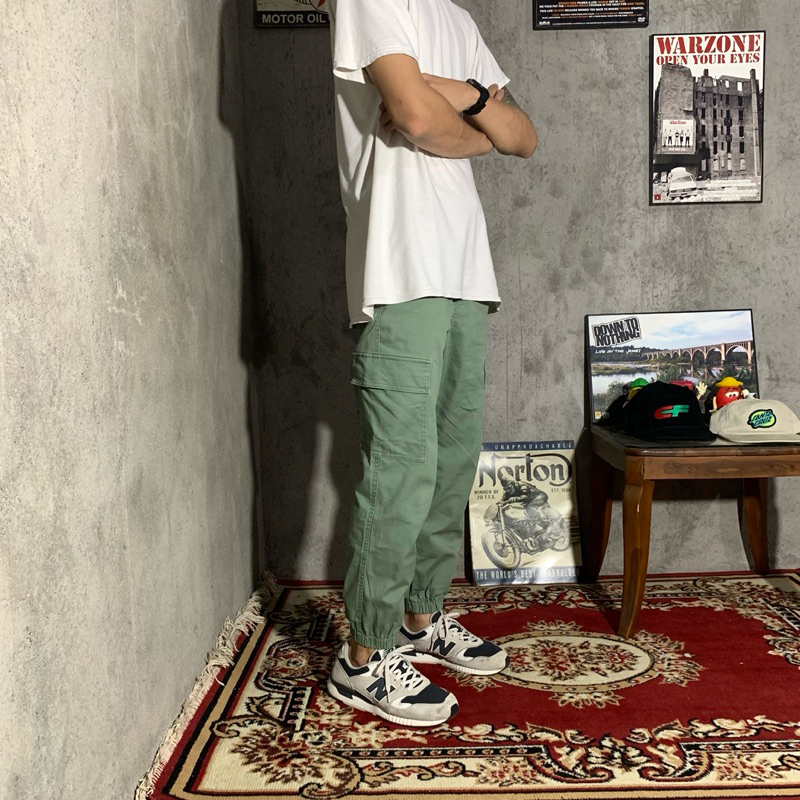 jogger pants cargo uniqlo | celana jogger cargo uniqlo