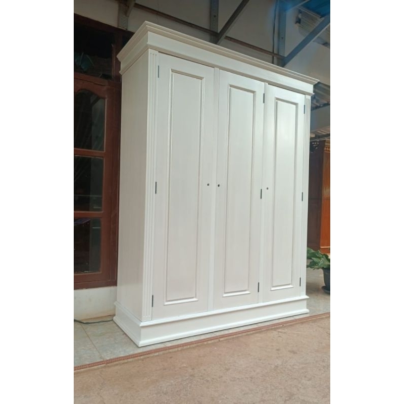 LEMARI KAYU warna putih lemari minimalis lemari