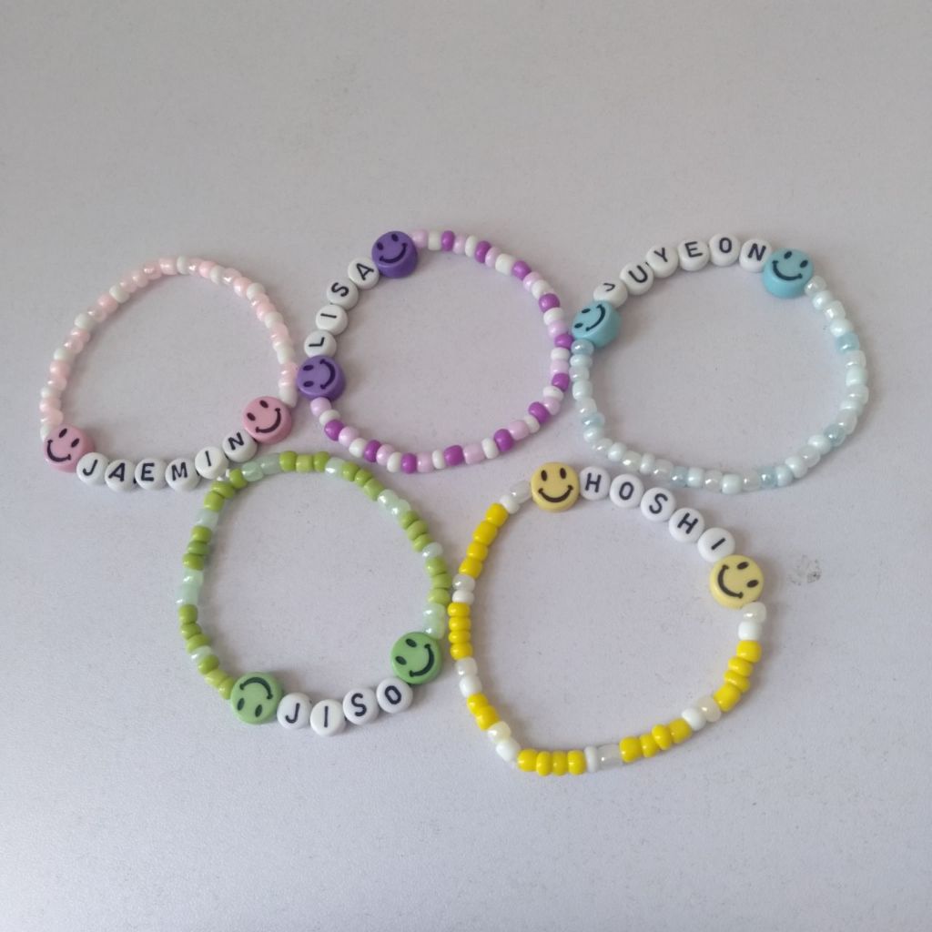 Gelang KPOP manik-manik custom / Bracelet Beads KPOP Custom Nama