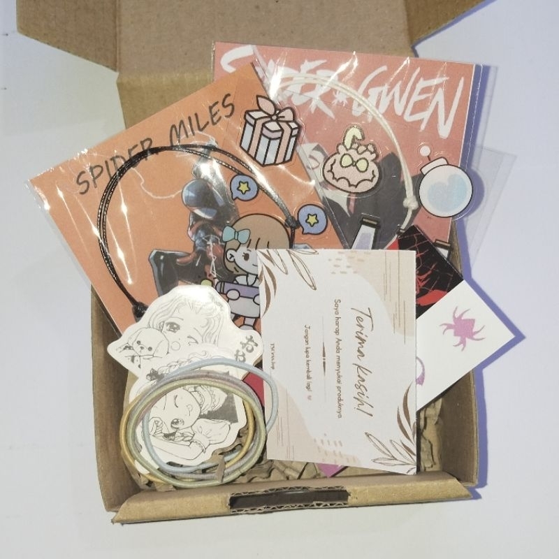 

Tambahan kardus box kado gift ultah hari jadi pasangan couple dll