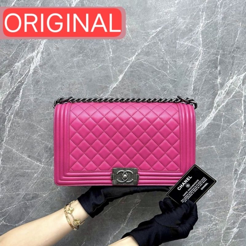 Tas Chanel Boy Medium Fuchsia Lambskin 28cm SHW Original