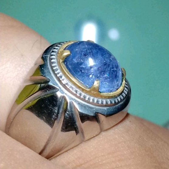 Natural Tanzanite ring monel 8
