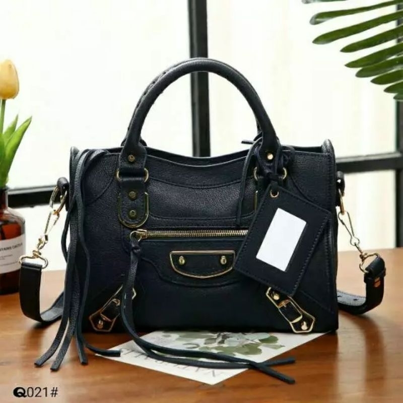 Tas Selempang Wanita Bal Classic City Metalic Edge medium size 28