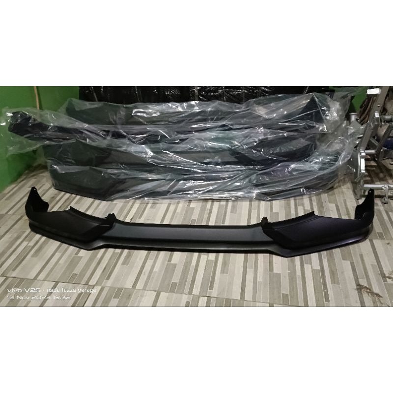 bodykit depan ayla 2020