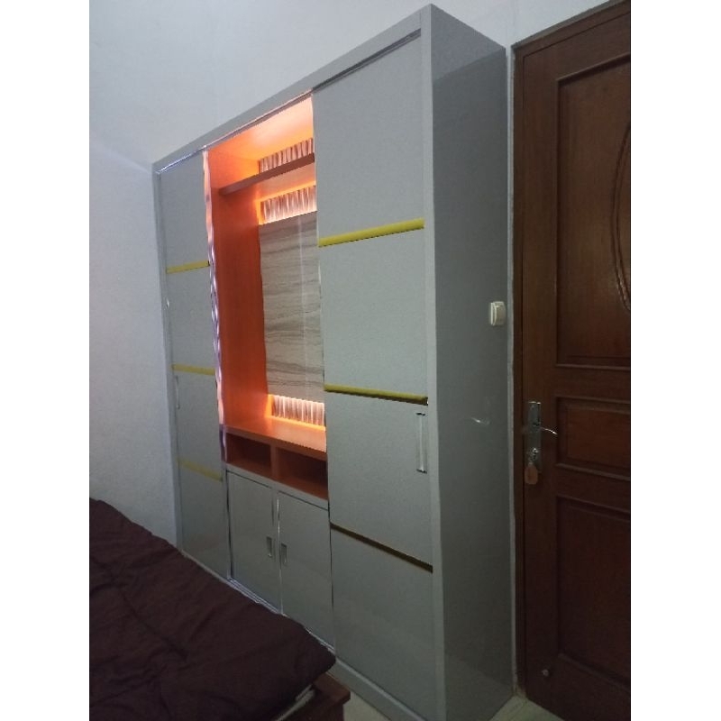 lemari pakaian plus backdrop tv warna abu glossy finising hpl