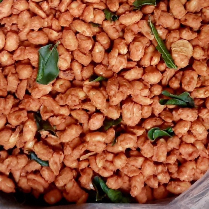 

250 gram KACANG BANGKOK / Langkoseng PEDAS GURIH DAUN JERUK