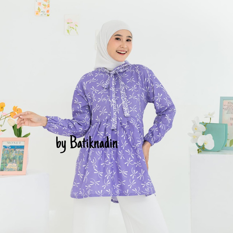 Atasan Batik Wanita Kerja Blus Batik Warna Ungu Terbaru.