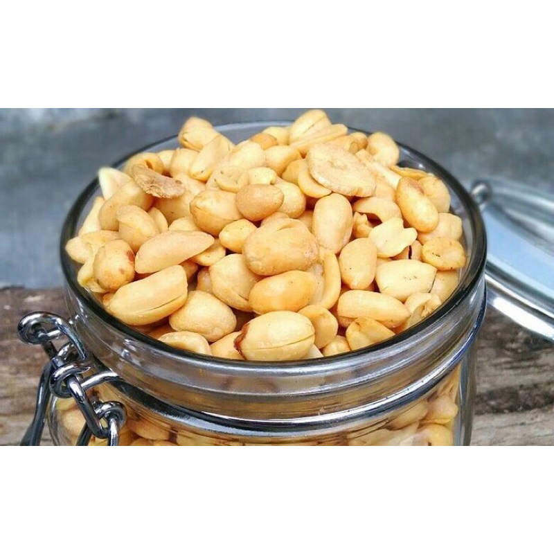 

Kacang Bawang Goreng Renyah Enak dan Gurih 250gr, 500gr,dan 1 kg atau 1000gr ready stock siap kirim