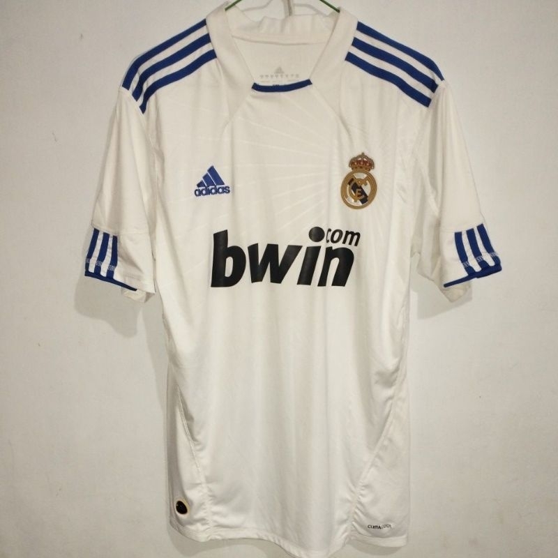 Jersey Retro Real Madrid 2010 2011