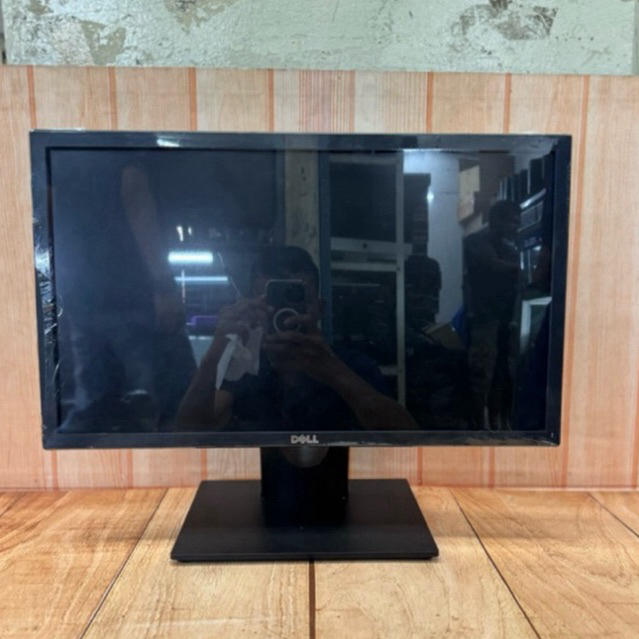 LAYAR MONITOR LED DELL 22 INCH MULUS