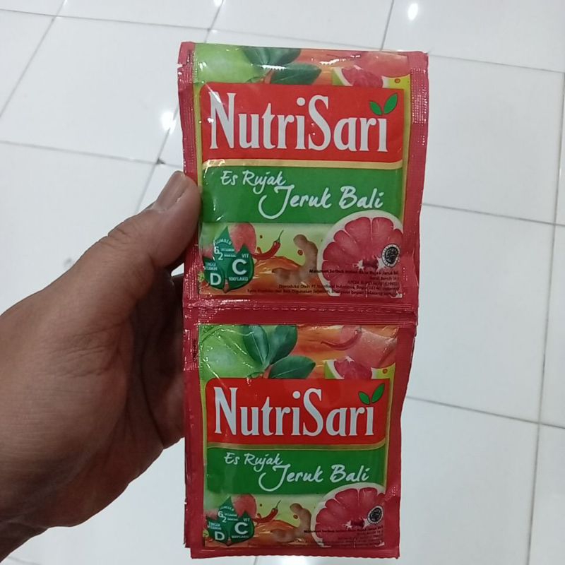

Mahbubah - NutriSari 14 g @ 10 pcs Rasa Jeruk Bali Sachet